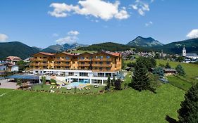 Family Hotel Alpenhof Maranza